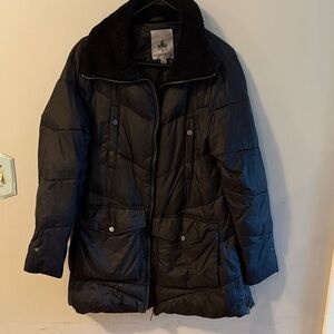 RAINFOREST Black Puffer Jacket